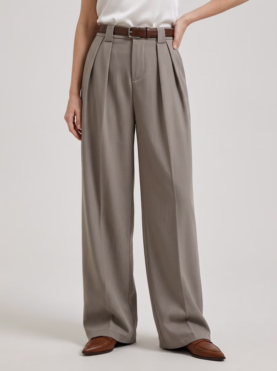 Women's Pants AI virtual try-on — Trauser Cotton Office Pant Womens fashion model photoshoot by VERA Fashion AI